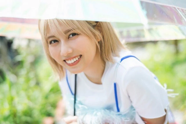 鈴木萌花(ex.AMEFURASSHI)がリスタートを切る初デジタル写真集をリリース「自分自身の象徴として『涙』を収めていただきたかったんです」